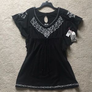 NWT Billabong summer top / swim top